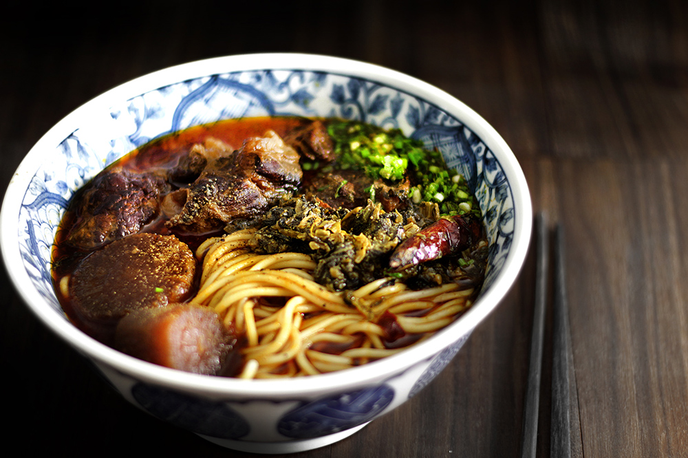 taiwanese-beef-noodle3