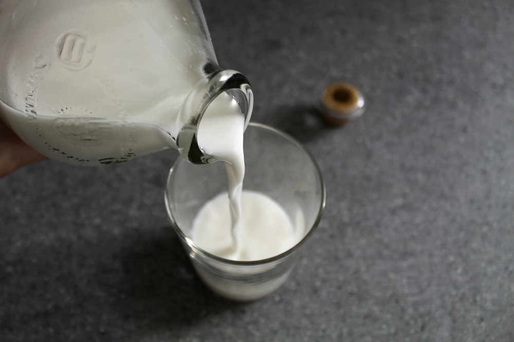 almond-milk12