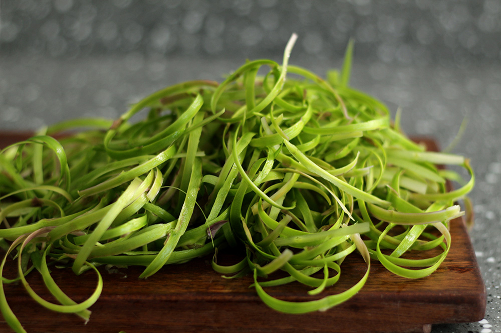 black-olive-asparagus3