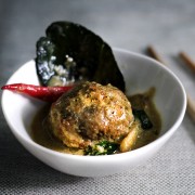 ANDY WRECKER GREEN CURRY MEATBALLS