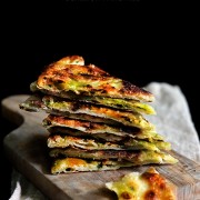 MULTI-LAYERED SCALLION FLAT BREADS
