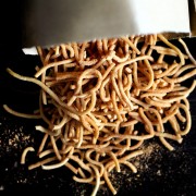PRINCE SPICY NOODLE CHIPS