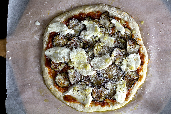 eggplant-parmesan-pizza31