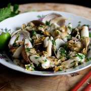 THAI SPICY BRINY COCKLE SALAD