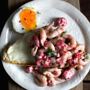 SHRIMP AND RASPBERRY SALAD