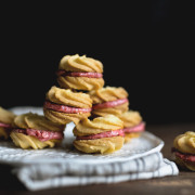 CRANBERRY VIENNESE SANDWICH CREAMS