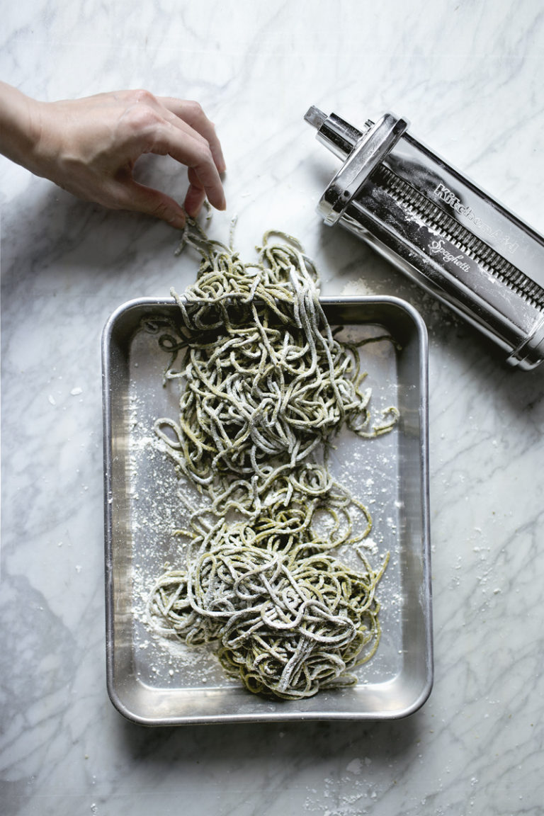 MATCHA SPAGHETTI W/ CHILI AND CHEESE